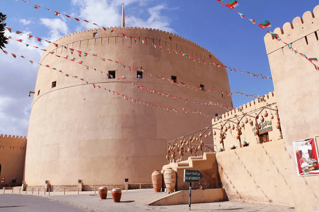 Nizwa & Omani Heritage Tour | Traditional Omani restaurant experience